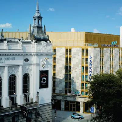 Motel One Berlin Ku'Damm Отели рядом с достопримечательностью «Центр Западного Берлина»