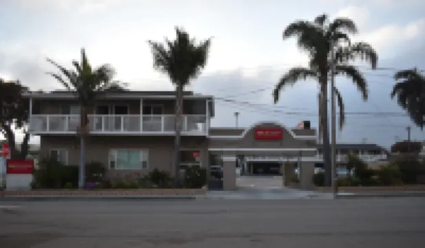 Rockview Inn and Suites