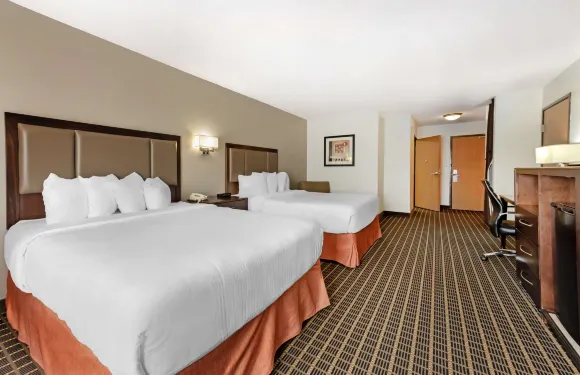 鷹嶺貝斯特韋斯特優質套房酒店