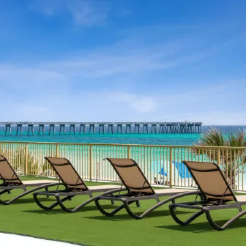 Chateau Beachfront Hotel, a by the Sea Resort
