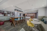 Hampton Inn by Hilton Williams