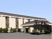 Candlewood Suites Columbus North Hotels in Columbus