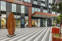 Stunning Ellerslie Apartment + Private Balcony! Hôtels à proximité de : Sky Network Television Limited