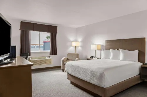 Days Inn by Wyndham Steinbach Hotels in Steinbach