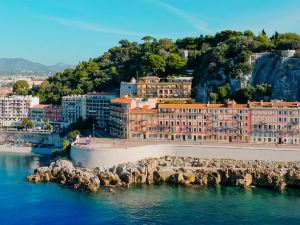 Hôtel la Pérouse Nice Baie des Anges - Recently Fully Renovated