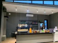 ALULA HOTEL MALINGPING Các khách sạn ở Malingping