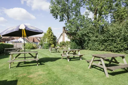 New Flying Horse Inn Отели в г. Chilham