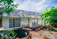 Tani Ryu River Kwai Hotels near Wat Chong Krathing