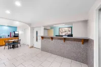 Super 8 by Wyndham Pleasanton