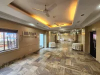 Park Palace Hotel Hotels near IICB