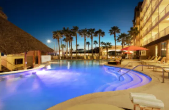DoubleTree by Hilton Galveston Beach