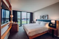 Hilton Garden Inn at Emirates Old Trafford Manchester Hotel dekat Manchester United Museum and Stadium Tour
