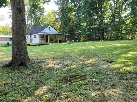 Keepsake by the Lake - Newly renovated 1 bedroom cozy cottage