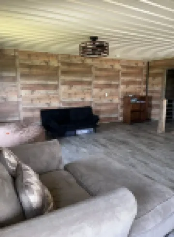 White Oak Retreat SW WI easy access to ATV and Snowmobile Trails