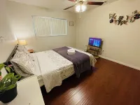 2-12 People 4 Bedrooms 6 Beds 2 Bathroom, Free Parking, Pets Friendly Hotels in Fontana