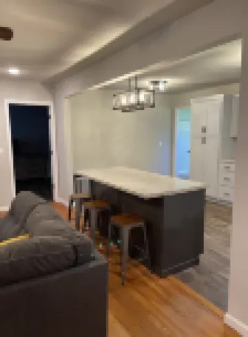 Cozy Modern Farmhouse that Sleeps 8