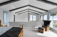 Boat Friendly & Private Pool Hotels in Leesburg