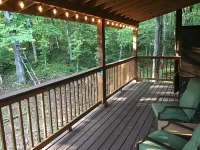 Bunkhouse in the Ozarks with access to Creek Pavilion and close to Rockbridge
