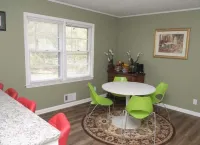 Experience Griffin charm, just a quick 12-min drive to Atlanta Motor Speedway Hotels in Griffin