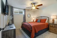 Sunset Hollow - Lakefront MM22 near dining/attractions - bring the whole family!