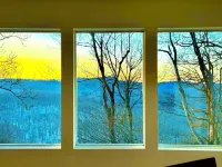 Newly Remodelled Unique Beautiful Townhome near the slopes