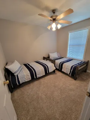 Waterfront Retreat, Lake Limestone