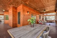 Serene Mountain Lodge: HotTub, FirePit, Game Room Minutes from Downtown Ellijay