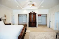 Sleeps 23, 8 bedrooms, 6 bath, near SLC & Provo