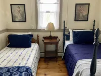 House on Town Square-Experience an Early 1800s House and All of Its Charm! Các khách sạn ở Jonestown