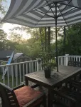 Summer Lakeside Adventure!-Kayak, Paddleboard, S'Mores, BBQ!
