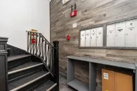 Modern North End Studio