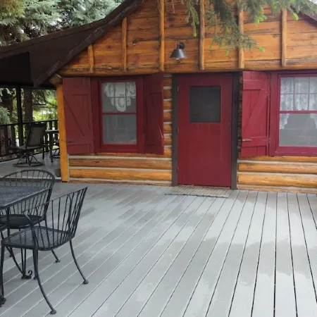 Crabapple Cabin-Secluded Cabin on the Banks of the Yellowstone River