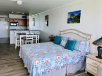 Relaxing oceanfront studio on the beach