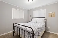 Cozy Beach House Hotels in Sanilac County