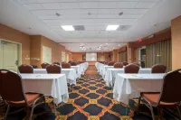 Hilton Garden Inn Tupelo Hotels in Tupelo