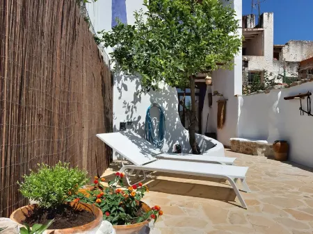 Autumn offer. Tranquility between the sea and the mountain Отели в г. Сан-Хорхе