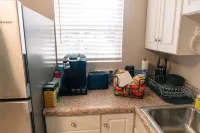 Bungalow Home with EV Charger - No Cleaning Fee