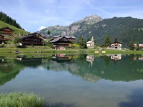 Very well appointed Apartment in Chatel , very convenient for shops ,restaurants