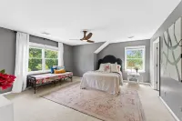 The Gathering House , large pool retreat for families, friends & pre-bridal fun