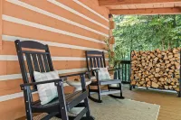 The Wildflower:  Mountain Views, Sauna, Hot Tub, Game Room, Fire Pit, Sleeps 12