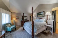 Private & Spacious  *Hot Tub* In the Redwoods