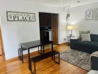 Cozy Council Bluffs Bungalow 10 mins from Omaha