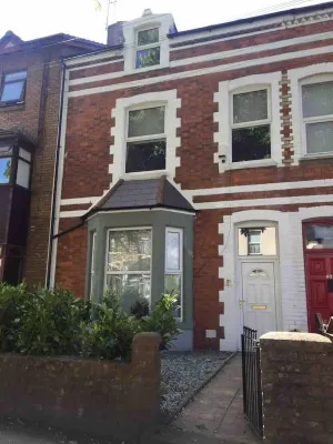 Large Victorian Terrace, Penarth (Cardiff) Hotels in Penarth