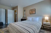 Modern spacious 2-BR apartment // just minutes from downtown!!