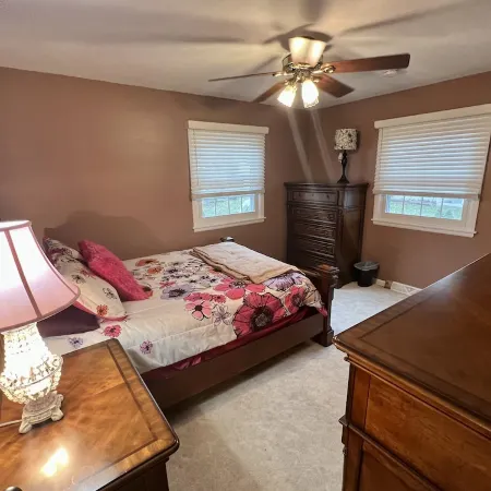 3BR/2BA Beauty near TBK sports complex. Right off I74, close to everything!