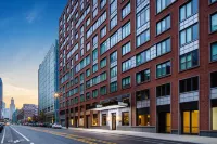 Hilton New York/Downtown Brooklyn Hotels near Hansons Restaurant