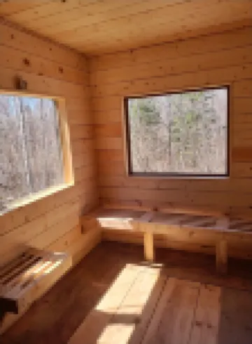 House of the Grouse -  Charming  River-side Cabin and Sauna!