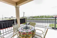 Cozy Home in mid valley, 3 minutes away from outlets. - Wifi