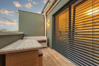 85qm Balkon Suite mit 2 Schlafzimmern und Balkon