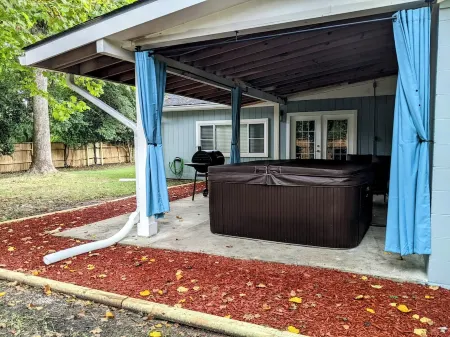 Wilmington Island Escape with Hot Tub